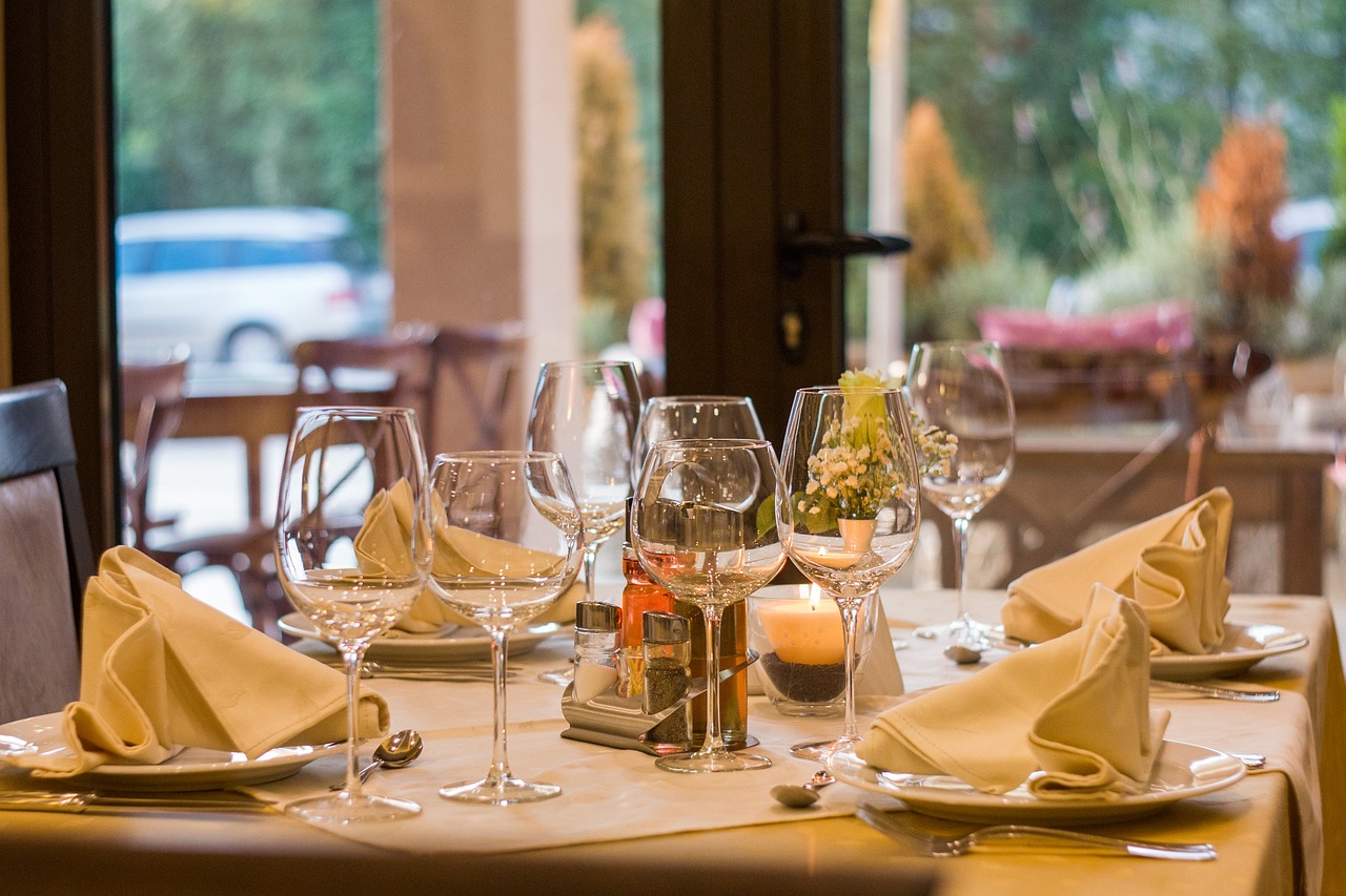 Restaurant table setting